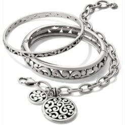 Contempo Medallion Link Bracelet -Fashion Accessories Store contempo medallion link bracelet silver 2 036ab8c9 e76e 4f3e a15e f757e3e1892b