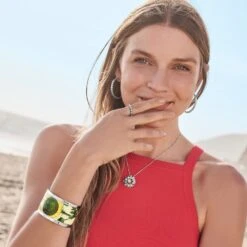 Daisy Dee Short Necklace -Fashion Accessories Store daisy dee short necklace silver gold 3 4bf8bb60 d52b 4a21 822b fb784e179576