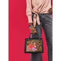 Harper Medium Satchel -Fashion Accessories Store harper medium satchel black 4 1272fcd9 729e 472e 8816 ce86246cde09