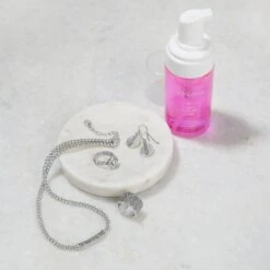 Jewelry Care -Fashion Accessories Store jewelry care pink 4