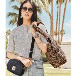 Kameron Utility Tote 22 Kameron Utility Tote -Fashion Accessories Store kameron utility tote catwalk 4