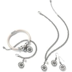 Neve Necklace -Fashion Accessories Store neve necklace silver pearl 2