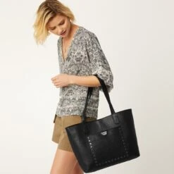 Reed Soft Tote -Fashion Accessories Store reed soft tote black 3 e7d11c23 41db 40c3 b3e2 6c087dfbd556