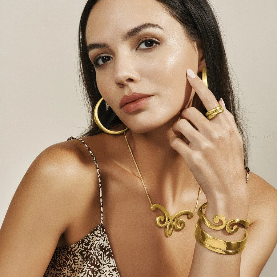 Royale Short Necklace 5 Royale Short Necklace - Image 3